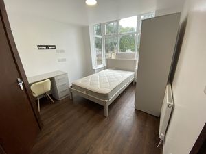 Photo 7- click for photo gallery